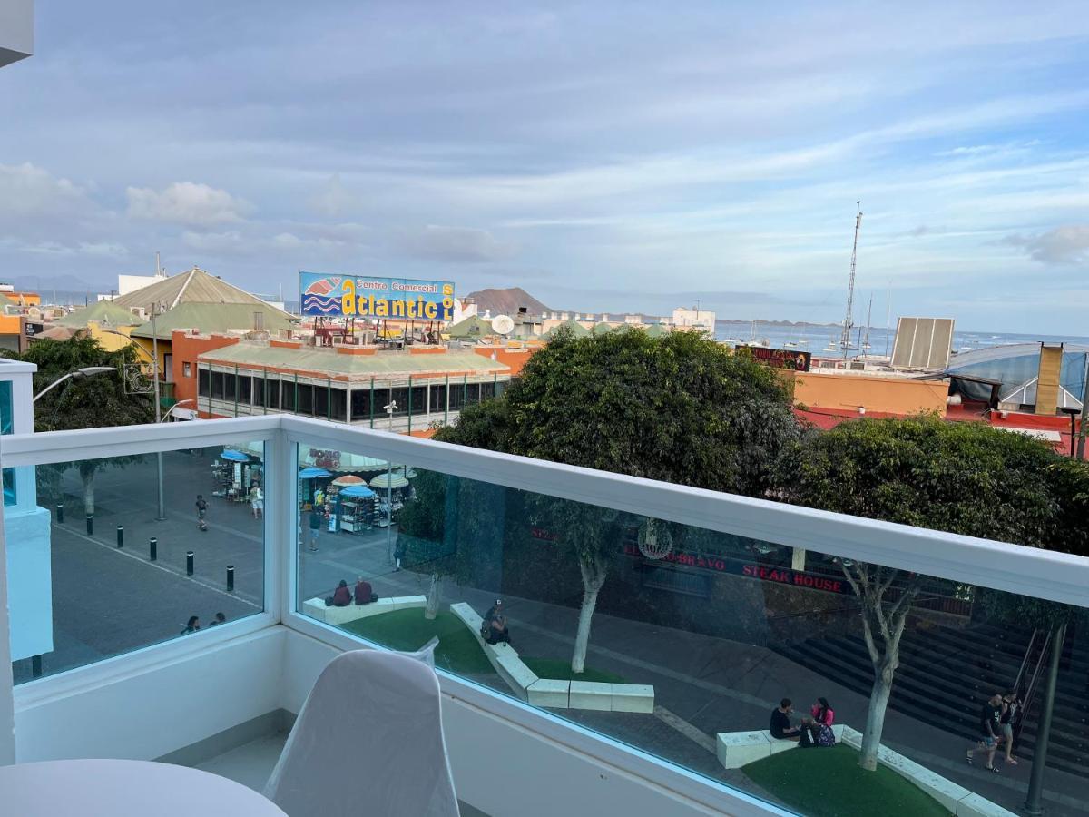 Avenida Central Corralejo Buitenkant foto